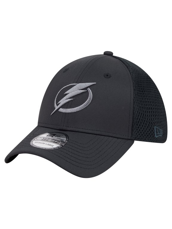 Men's New Era Black Tampa Bay Lightning Blackout 39THIRTY Flex Fit Hat