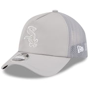 Mens New Era Gray Chicago White Sox 2026 Batting Practice Apex 9FORTY Adjustable Trucker Hat