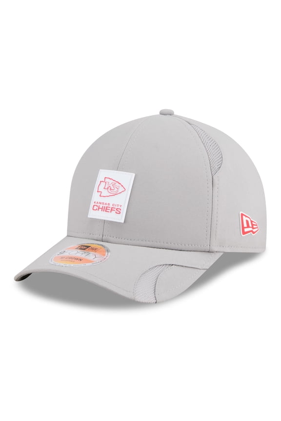 Men's New Era Gray Kansas City Chiefs 2025 Sideline  M-Crown 9FORTY Adjustable Hat