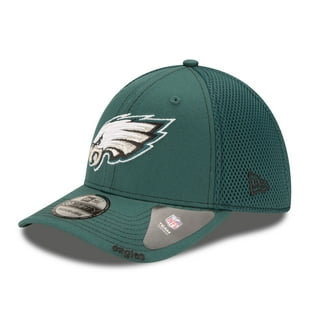 New Era Men's Kelly Green and Black Philadelphia Eagles 2021 NFL Sideline  Historic Pom Cuffed Knit Hat - Macy's