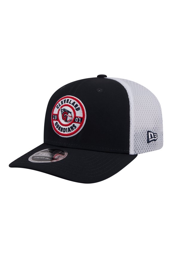 Men's New Era Navy Cleveland Guardians Active 9SEVENTY Adjustable Trucker Hat