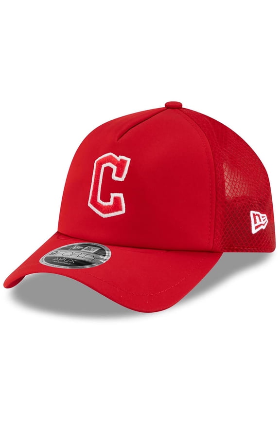 Men's New Era Red Cleveland Guardians 2026 Batting Practice Apex 9FORTY Adjustable Trucker Hat