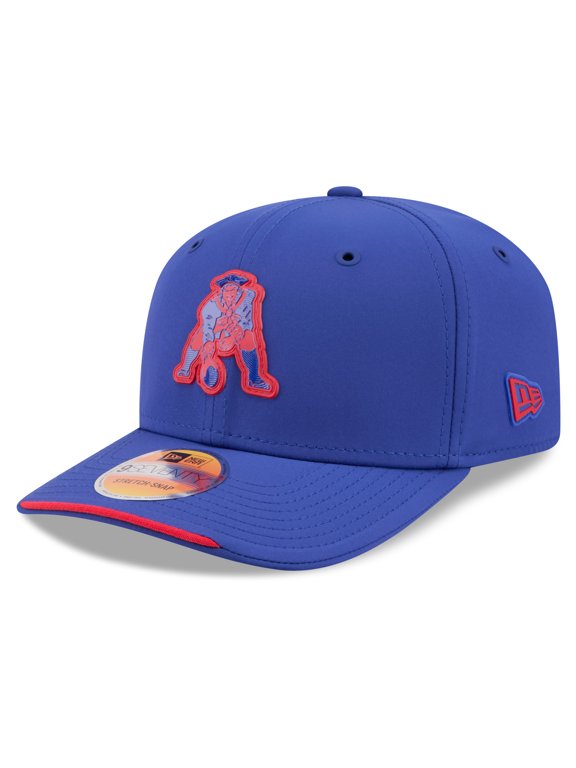 Men's New Era Royal New England Patriots 2026 Sideline Throwback 9SEVENTY Adjustable Hat