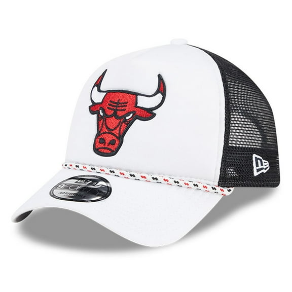 Men's New Era White/Black Chicago Bulls Court Sport Foam A-Frame 9FORTY Adjustable Trucker Hat