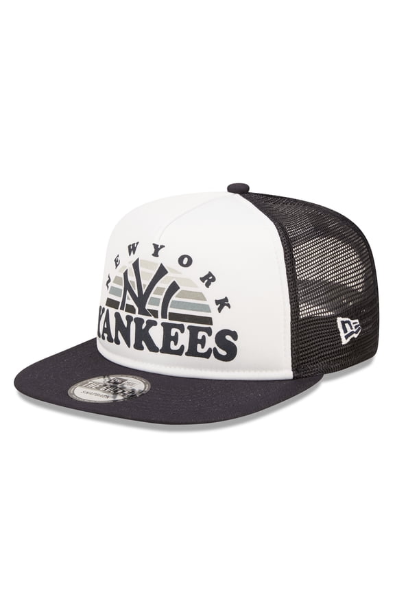 Men's New Era White/Navy New York Yankees Gradient Golfer 9FIFTY Snapback Hat