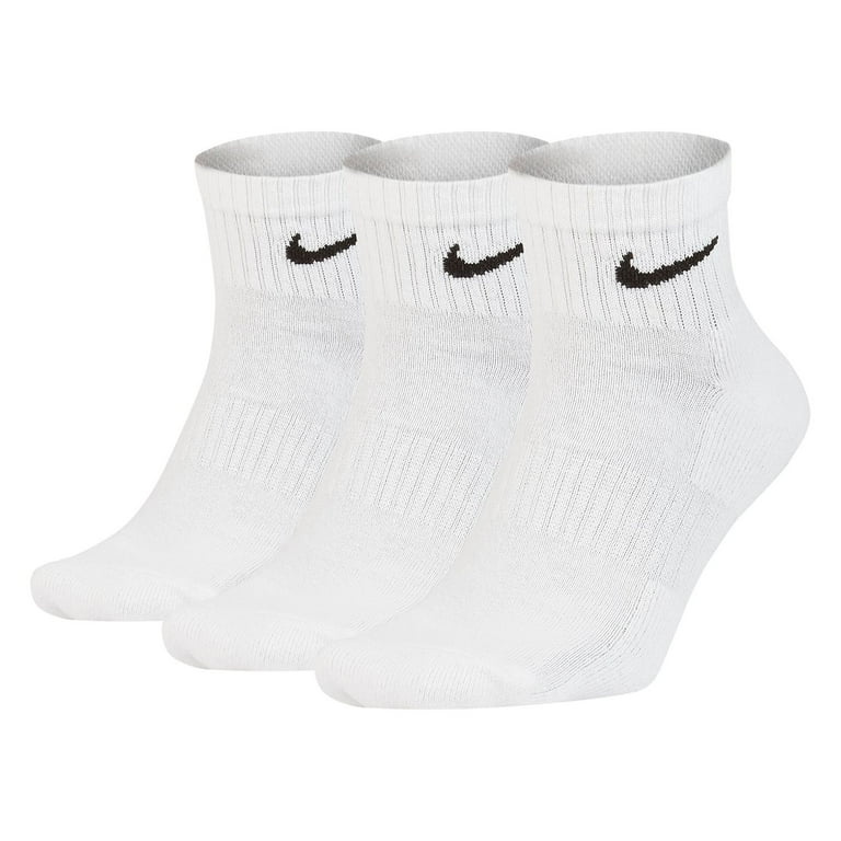 Nike dri fit cushion quarter socks top