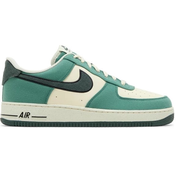 Men's Nike Air Force 1 '07 LV8 1 Coconut Milk/Vintage Green (FQ8713 100) - 10