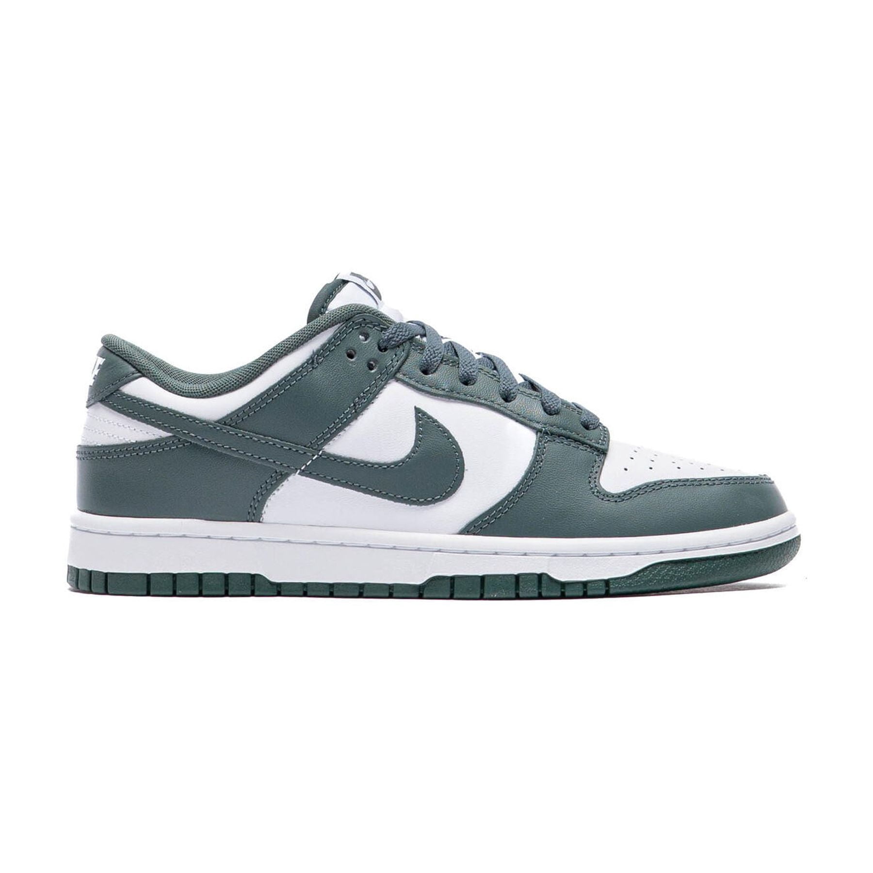 Nike Mens Dunk Low Retro Shoes