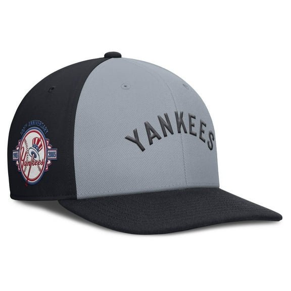 Men's Nike Gray/Navy New York Yankees Pro Performance Snapback Hat