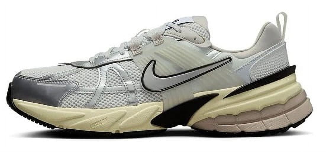 ★Nike★ V2K Run Men's Shoes HJ4497-100 Men's Nike V2K Run Summit White/Metallic Silver (HJ4497 100