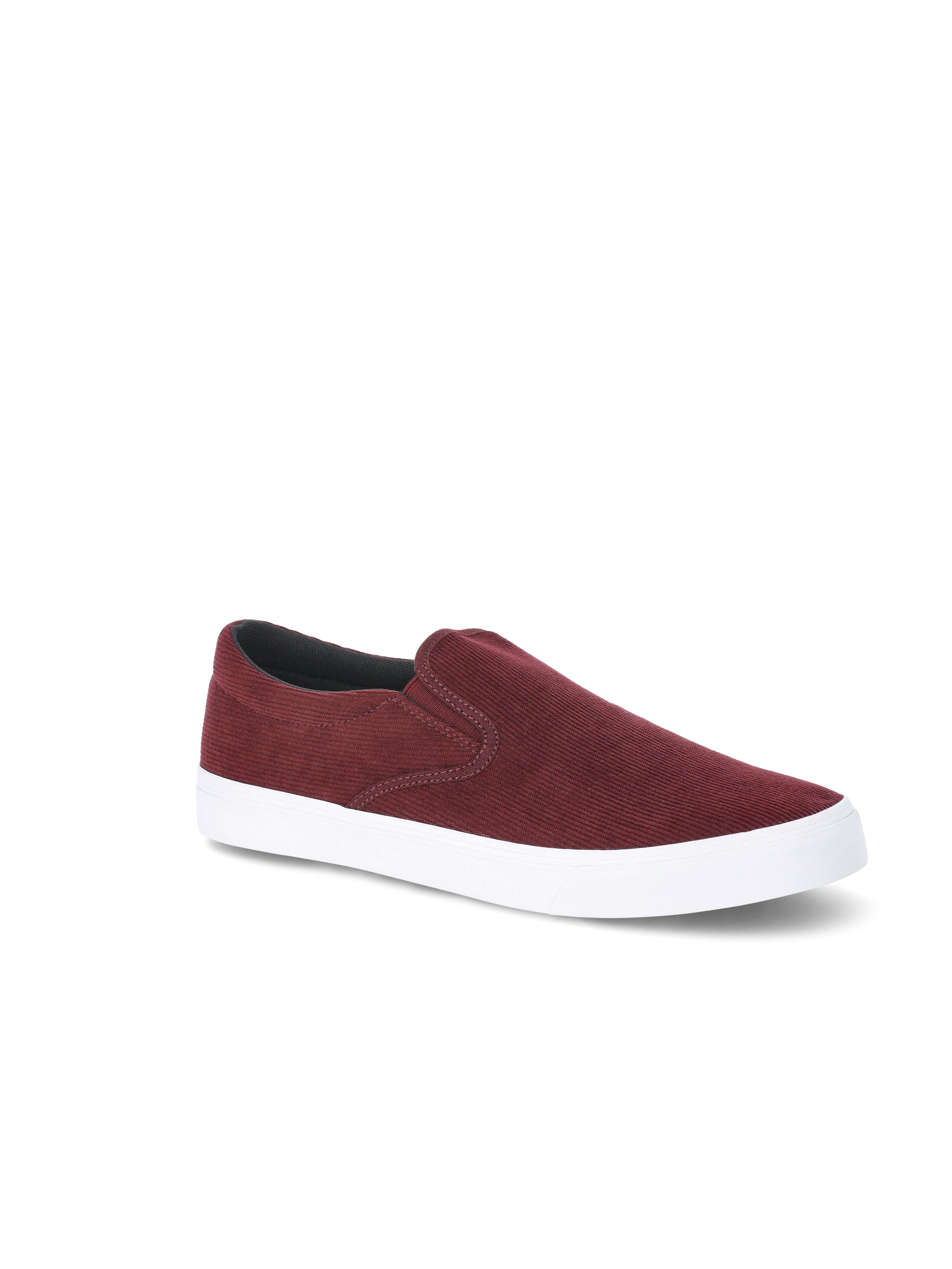 No Boundaries Men's Clinton Slip On Casual Sneakers