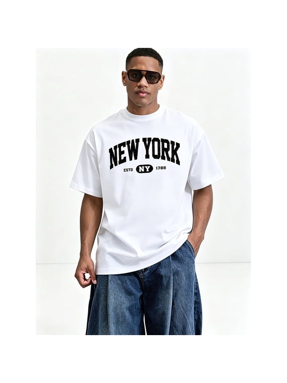 Men's Oversized White T-Shirt with "NEW YORK" Graphic Tee