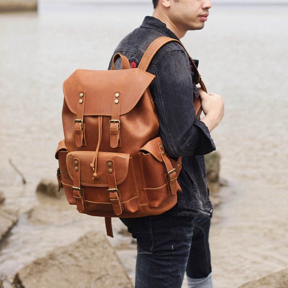 Men's Retro Large Capacity First Layer Cowhide Backpack,Brown