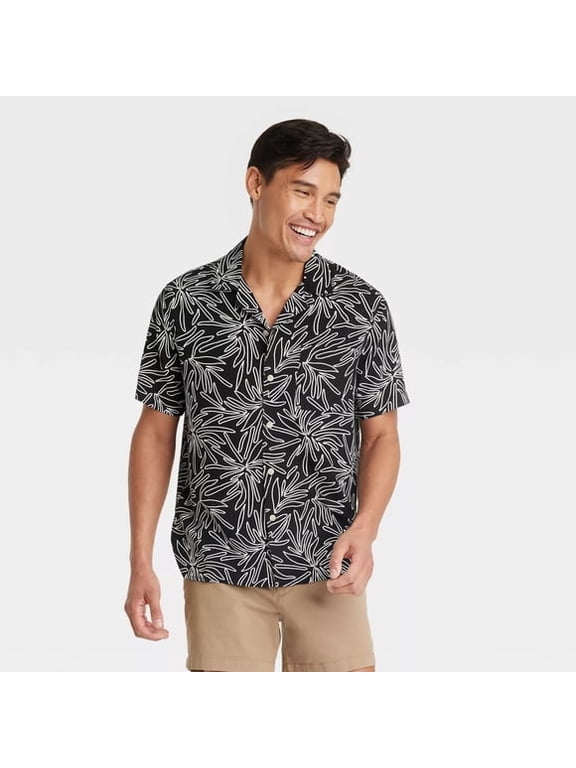 Men's Short Sleeve Button-Down Shirt - Goodfellow & Co size M