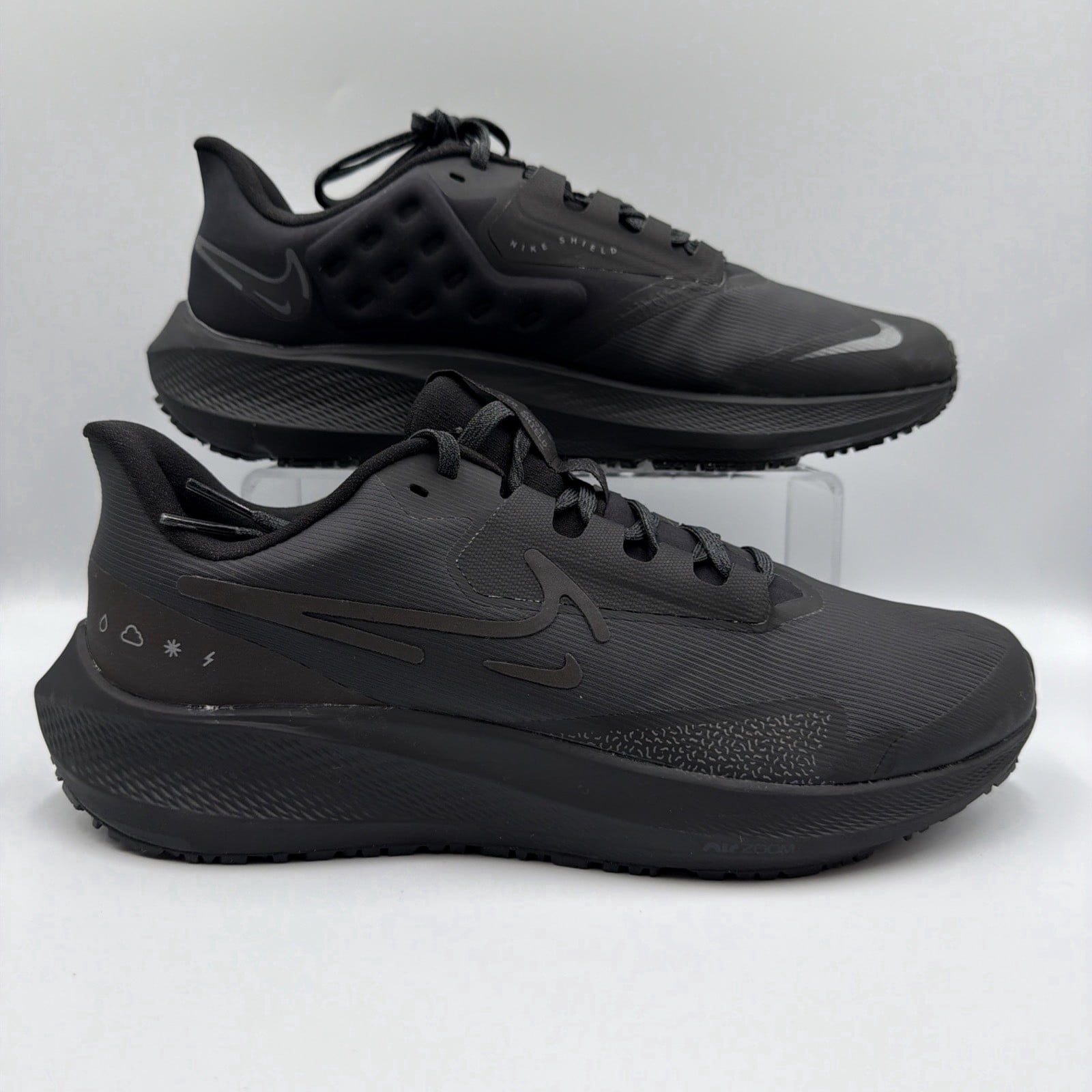 Nike Pegasus Shield