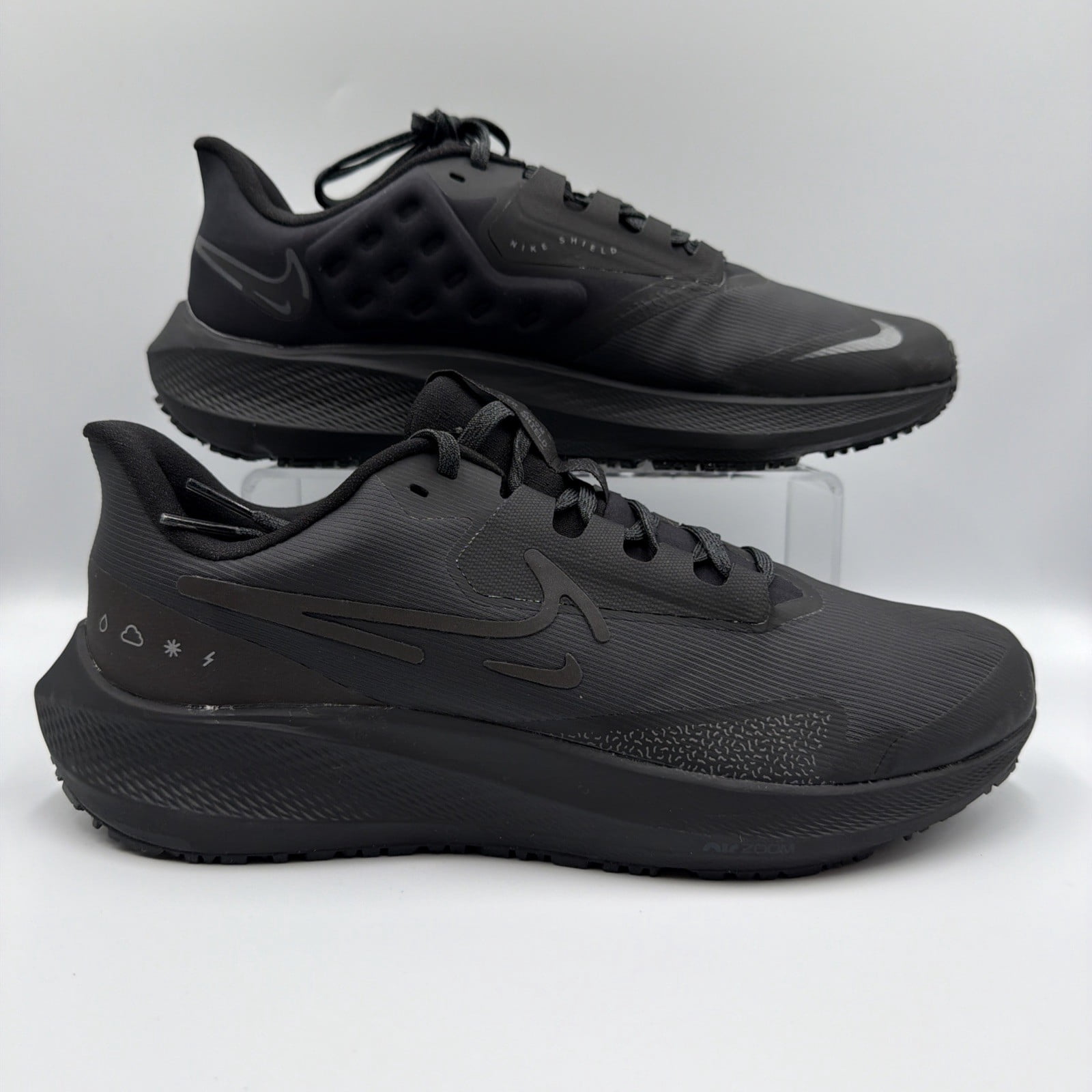 Nike Pegasus Shield