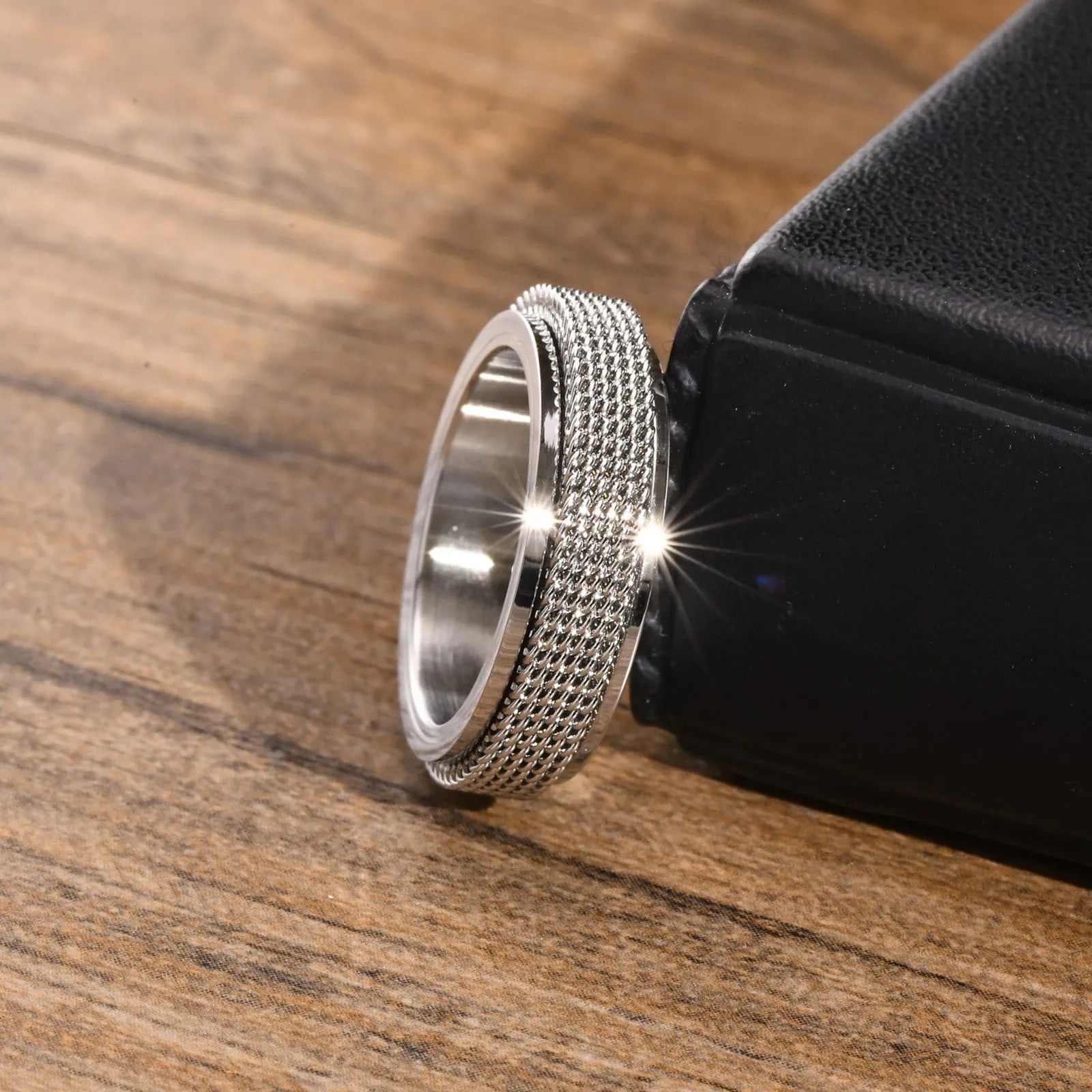 Men's Spinner Fidget Rings for Anxiety, Waterproof 14K White Gold Mesh Wedding Band Rings,Stress Relieveing Gifts Jewelry