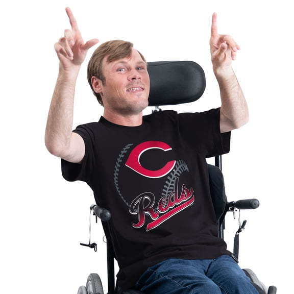 Men's G-III Sports by Carl Banks Black Cincinnati Reds Adaptive Shadow Pitch T-Shirt
