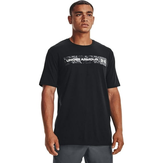Men's Under Armour Camo Chest Stripe Tee Color: Black Size: S