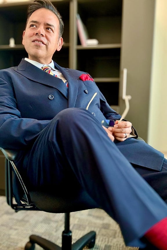 Men's Vinci Suits Navy Blue Double Breasted Poplin Suit Size 40 Short