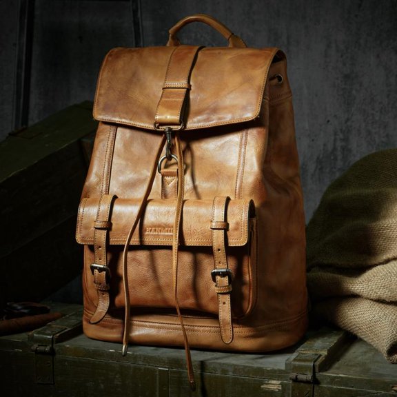 Men's large capacity backpack,Brown