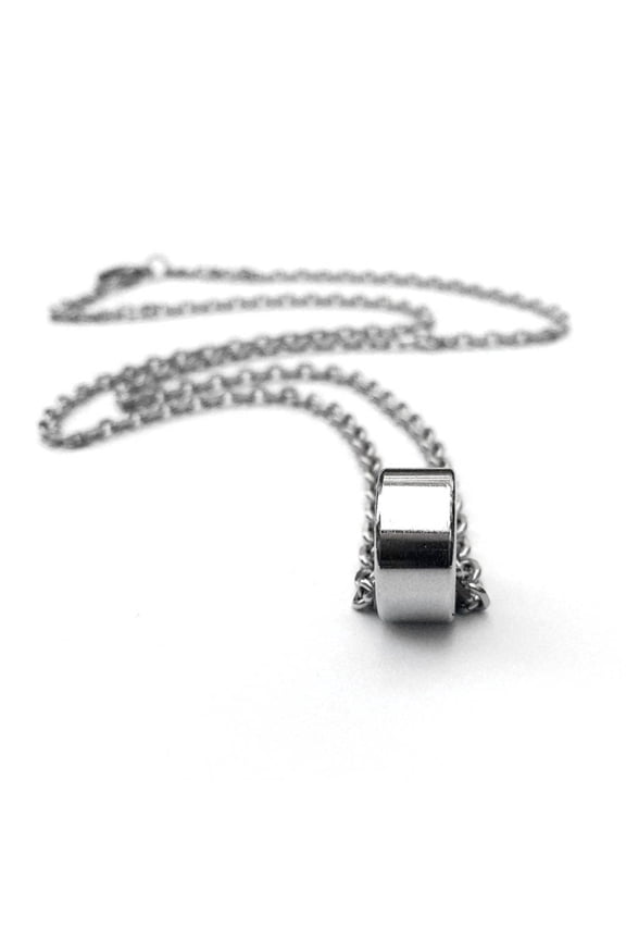 Mens Stainless Steel Simple Silver Circle Ring Necklace - 24 Inch Chain