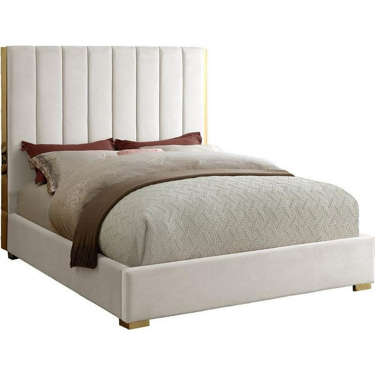 Meridian Furniture Becca Velvet King Bed Meridian Furniture Becca Velvet King Bed