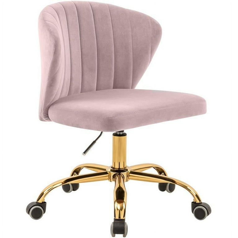 Meridian Furniture Finley Velvet Chair Meridian Furniture Finley Velvet Chair