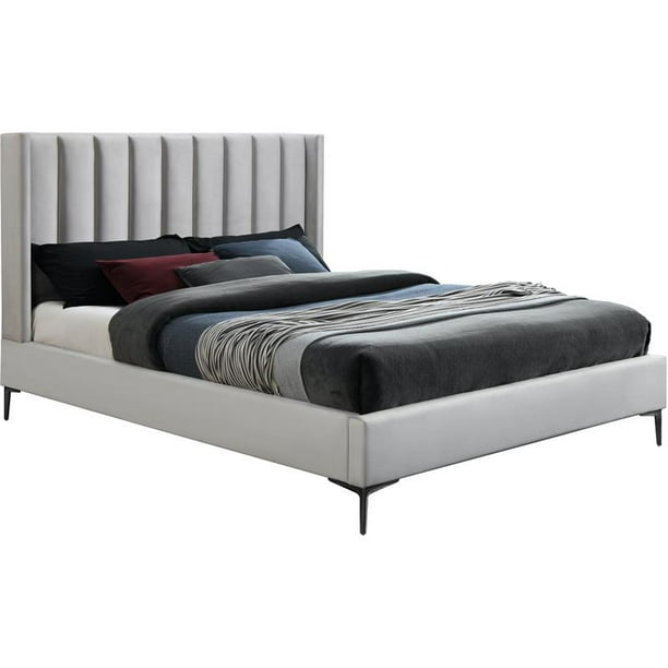 Meridian Furniture Nadia Velvet Full Bed Meridian Furniture Nadia Velvet Full Bed