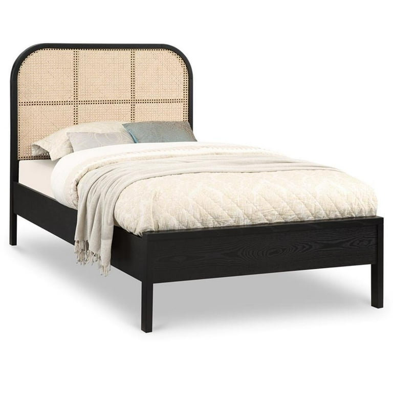 Meridian Furniture Siena Ash Wood Bed - King Meridian Furniture Siena Ash Wood Bed - King