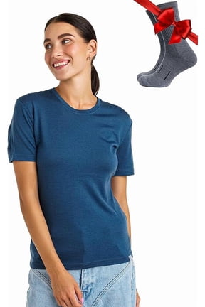 Merino.tech Women’s 100% Merino Wool 𝗘𝘃𝗲𝗿𝘆𝗱𝗮𝘆 T Shirt Bundle with Hiking Socks