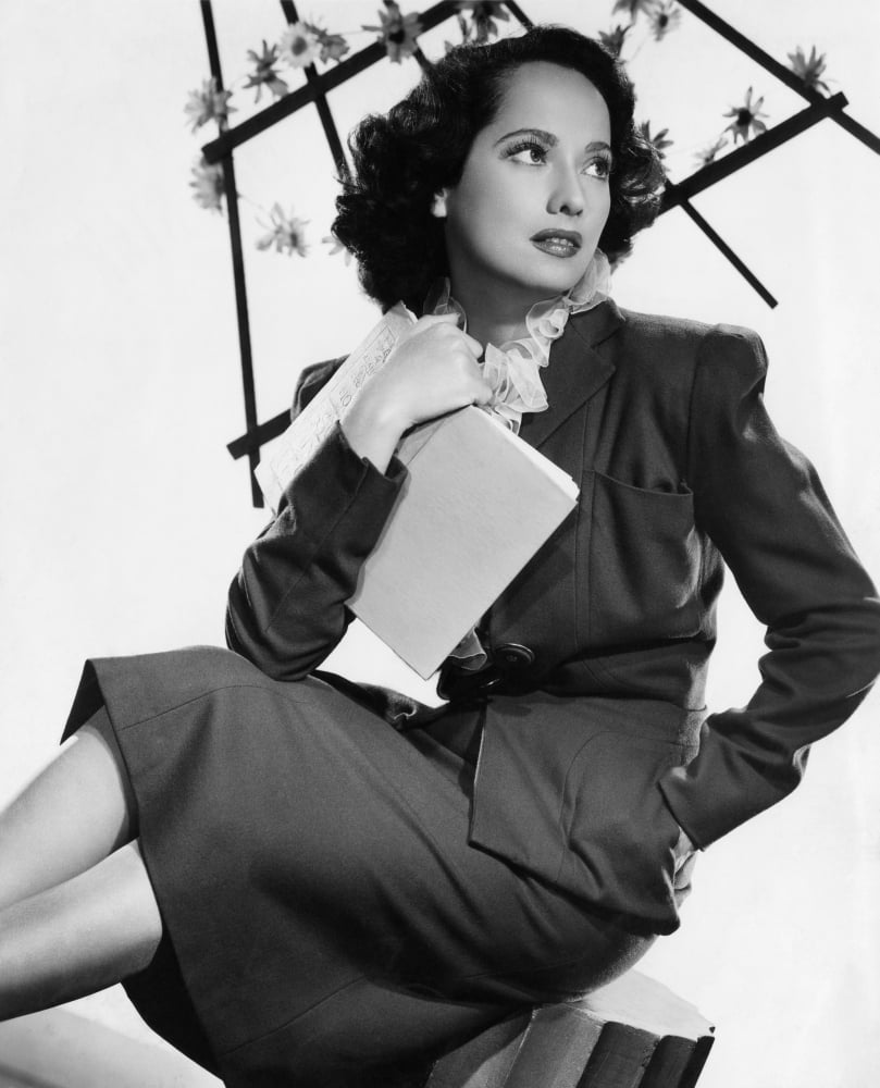 Merle Oberon Canvas Art - (16 x 20)