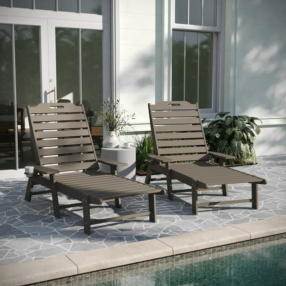 Merrick Lane Gaylord Set of 2 Adjustable Adirondack Loungers with Cup Holders- All-Weather Indoor/Outdoor HDPE Lounge Chairs in Brown