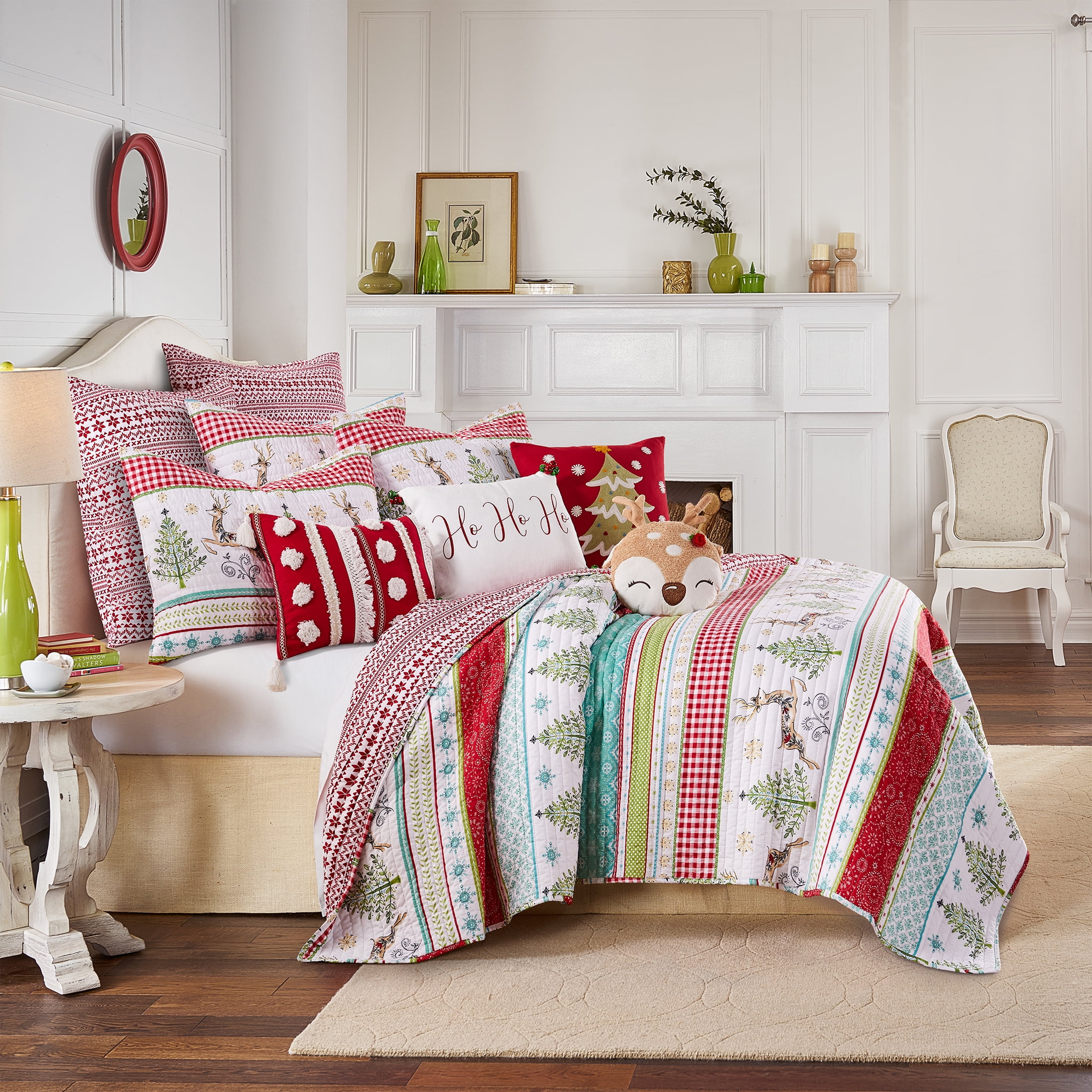 Levtex Home Comet and Cupid Holiday Deer Microfiber Quilt, King - Reversible
