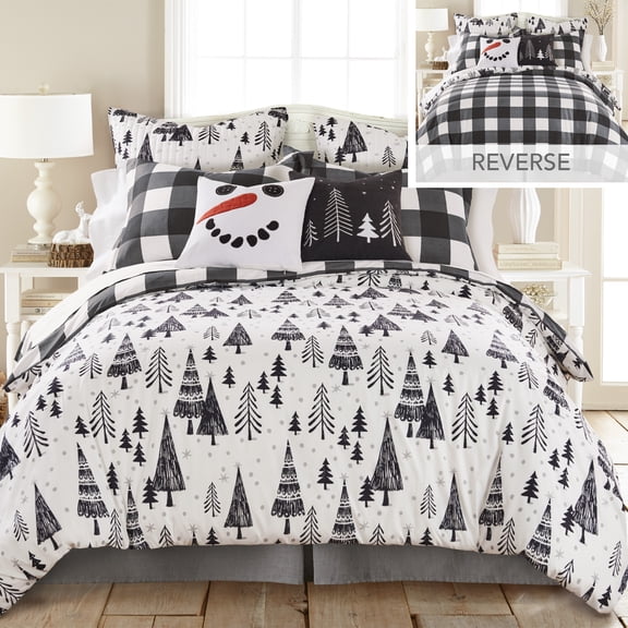 Merry & Bright by Levtex Home - Northern Star Duvet Cover Set - King Duvet Cover + Two King Pillow Cases - Holiday Pine Trees - Black and White