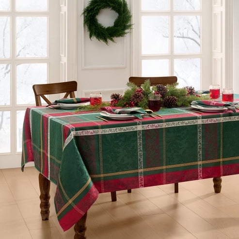 Merry and Festive Jacquard Tablecloth