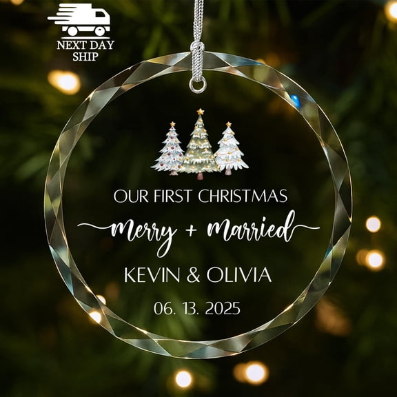 Merry and Married Christmas Ornament, Luxury Glass Ornament, Christmas Couple Name Ornament, Personalized Wedding Date Ornament, Couple Gift