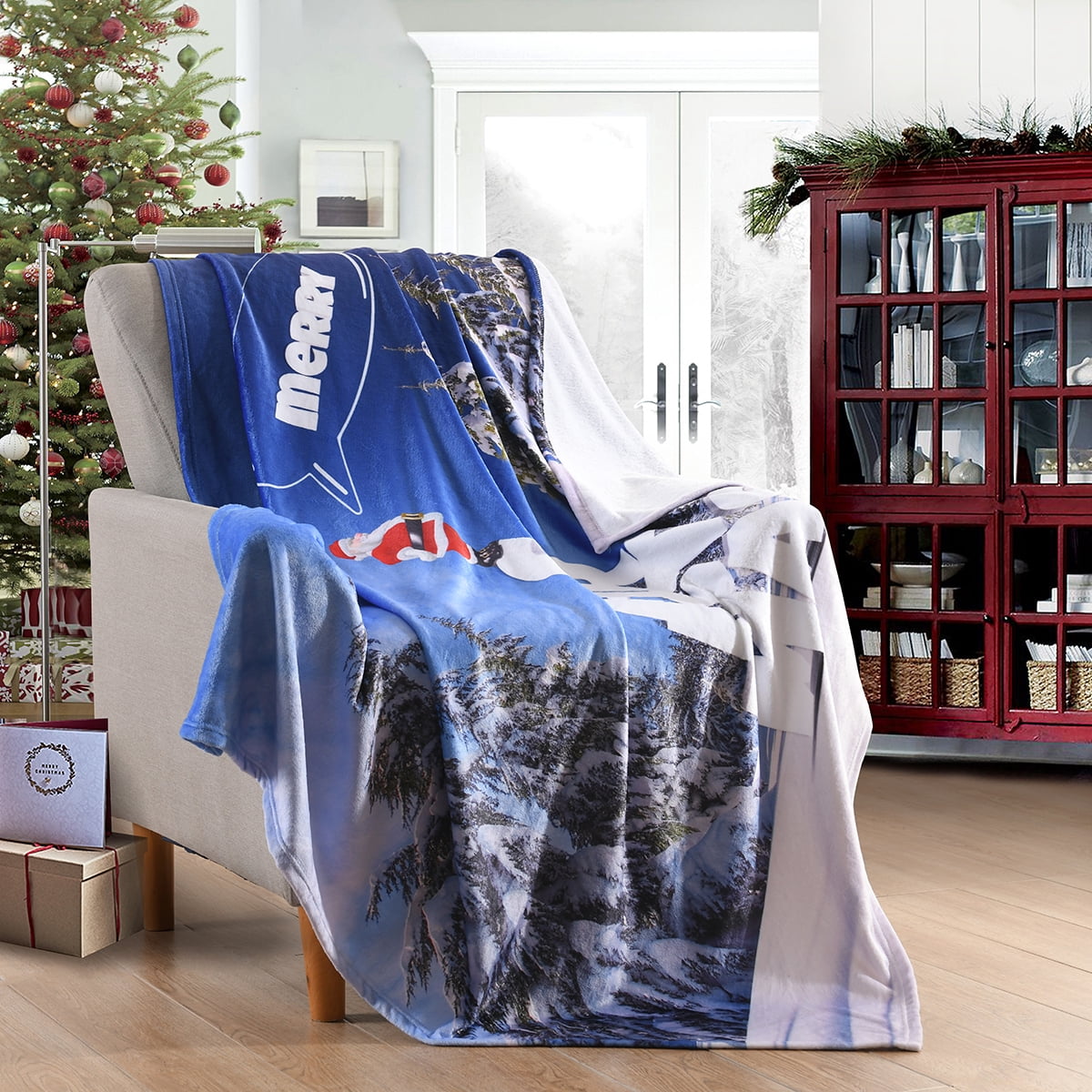 Merryhome Printed Fleece Throw Blanket, Blue & White, Standard Throw
