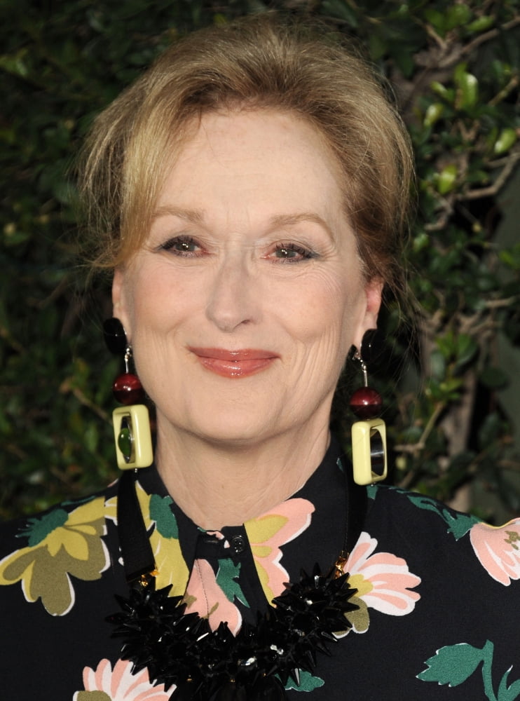Meryl Streep At Arrivals For Suffragette Premiere Canvas Art - (16 x 20)