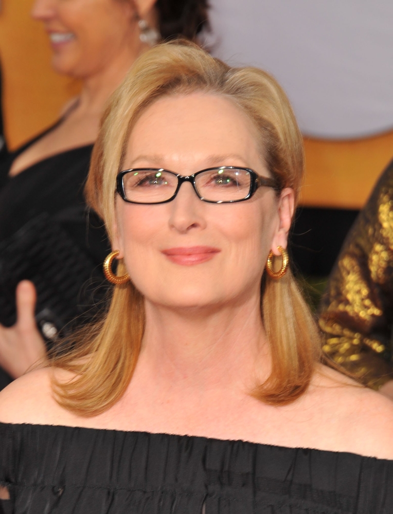 Meryl Streep At Arrivals For The 20Th Annual Screen Actors Guild Awards (Sags) - Arrivals 2 Canvas Art - (16 x 20)