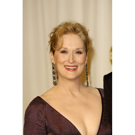 Meryl Streep In The Press Room For Oscars 78Th Annual Academy Awards, The Kodak Theater, Los Angeles, Ca, March 05, 2006. Photo By: Michael Germana/Everett Collection Photo Print (16 x 20)