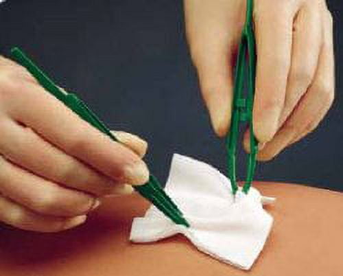 mesalt dressing Wound please note that Mesalt is not to be used on low exuding wounds Molnlycke 285280 Mesalt Viscose Polyester