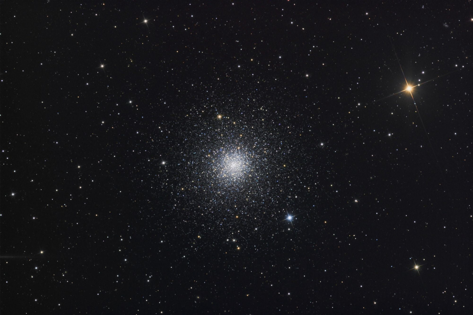 Messier 3 a globular cluster in the constellation Canes Venatici Canvas Art - Roth RitterStocktrek Images (18 x 12)