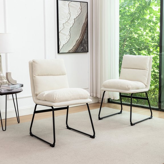 Metal Base and Foam Filler Chairs / Guarantee Durability in Dining Spaces