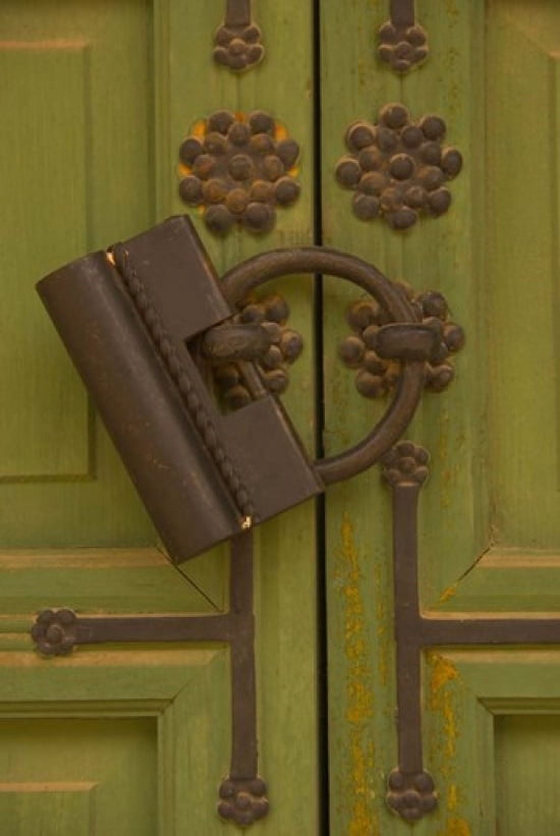 Metal Door Lock Changgyeonggung Palace Complex Seoul South Korea Canvas Art - Ellen Clark DanitaDelimont (24 x 36)
