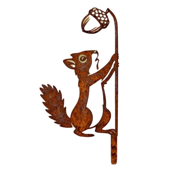Metal Garden Stake Squirrel Animal Decoration Weather Resistant Outdoor Yard Art for Courtyard Backyard Lawn Patio Flower Bed Home Garden Patio Yard Porch Wall Fence Outdoor