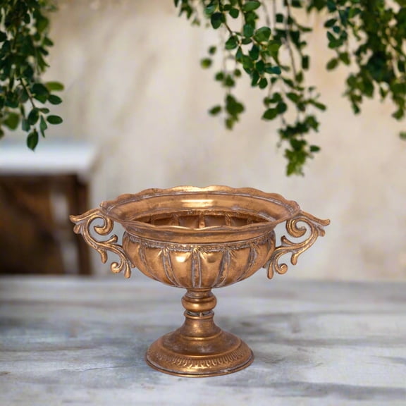 Eunice Gold Metal Planter Pot, Decorative Indoor Planter, Modern Home Accent, 14.75"