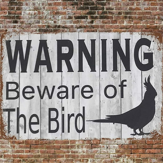 Metal Sign 8"x12" Vintage Beware of Skunk, Retro Wall Decor Friendly Tips Mephitine Retro Letter Notice Look Tin Signs Poster for Home Living Room Bedroom Garden Garage Office Cafe Bar Pub