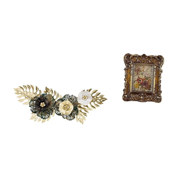 Metal Wall Decor Nordic Iron Pendant Ornate Wall Hanging Photo Frame Vintage Carved for Living Room Cafe