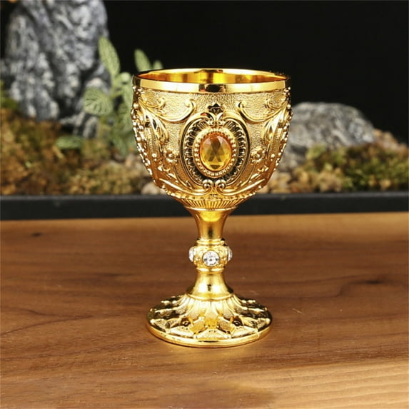 Metal Wine Glass,Vintage Medieval Goblet Drinking Glass,Party Supplies Handmade Novelty Engraving Metal Wine Cup Desktop Decoration(1PCS,Gold)